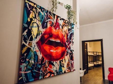 One World Hostel Гданьск Экстерьер фото