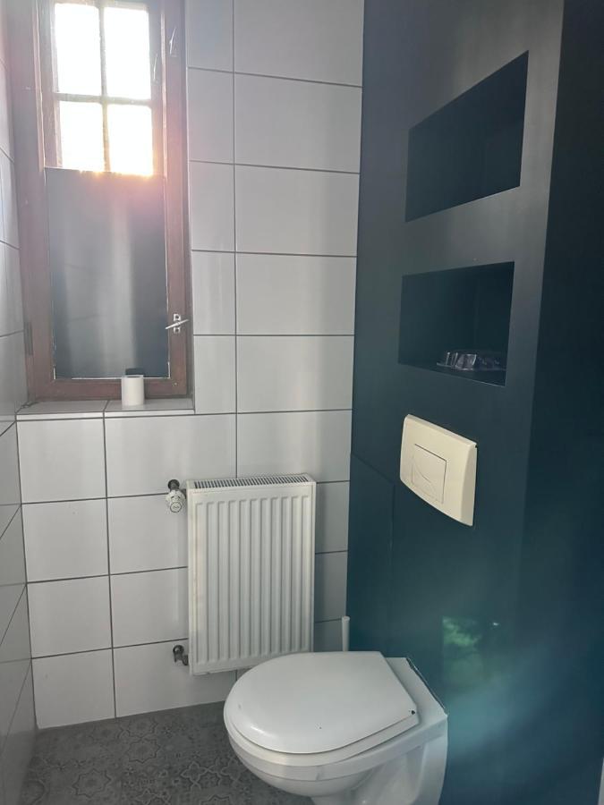 One World Hostel Гданьск Экстерьер фото